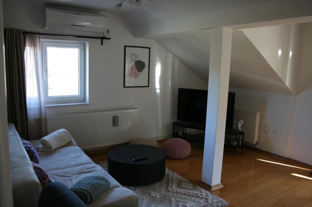 Appartement Kaj-Lux à Tuheljske Toplice Extérieur photo