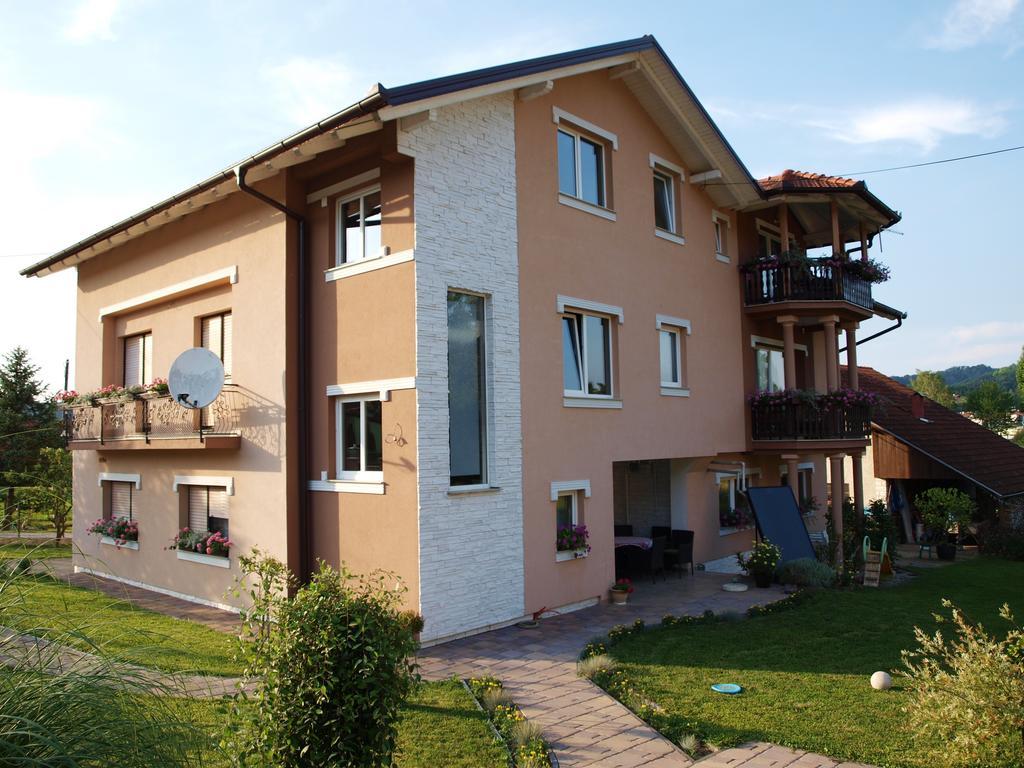 Appartement Kaj-Lux à Tuheljske Toplice Extérieur photo
